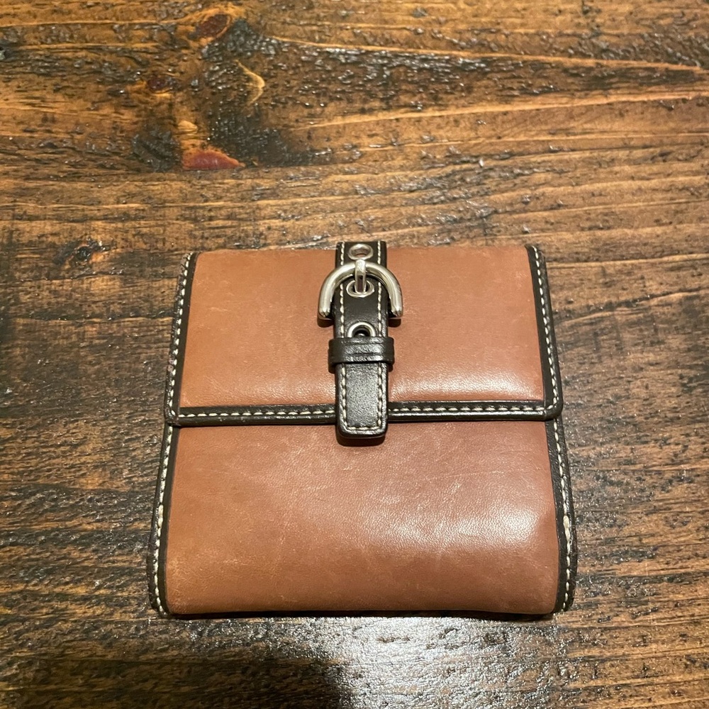CLOSET CLEAR OUT! Coach Brown Leather Wallet with Dark Brown Trim
